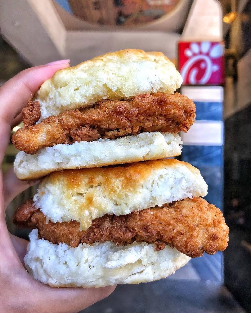 Chick-fil-A | restaurant | 8300 Topanga Canyon Blvd, Canoga Park, CA 91304, USA | 8185391982 OR +1 818-539-1982