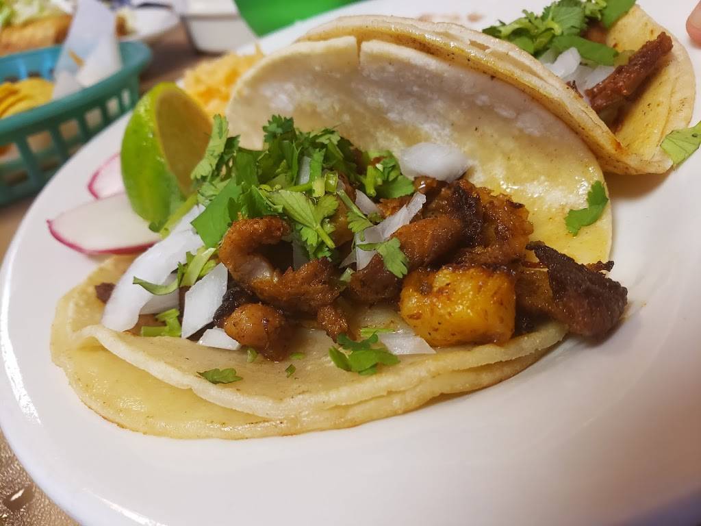 Taqueria Los Compadres | restaurant | 2675 Kirkwood Hwy, Newark, DE 19711, USA | 3023688289 OR +1 302-368-8289