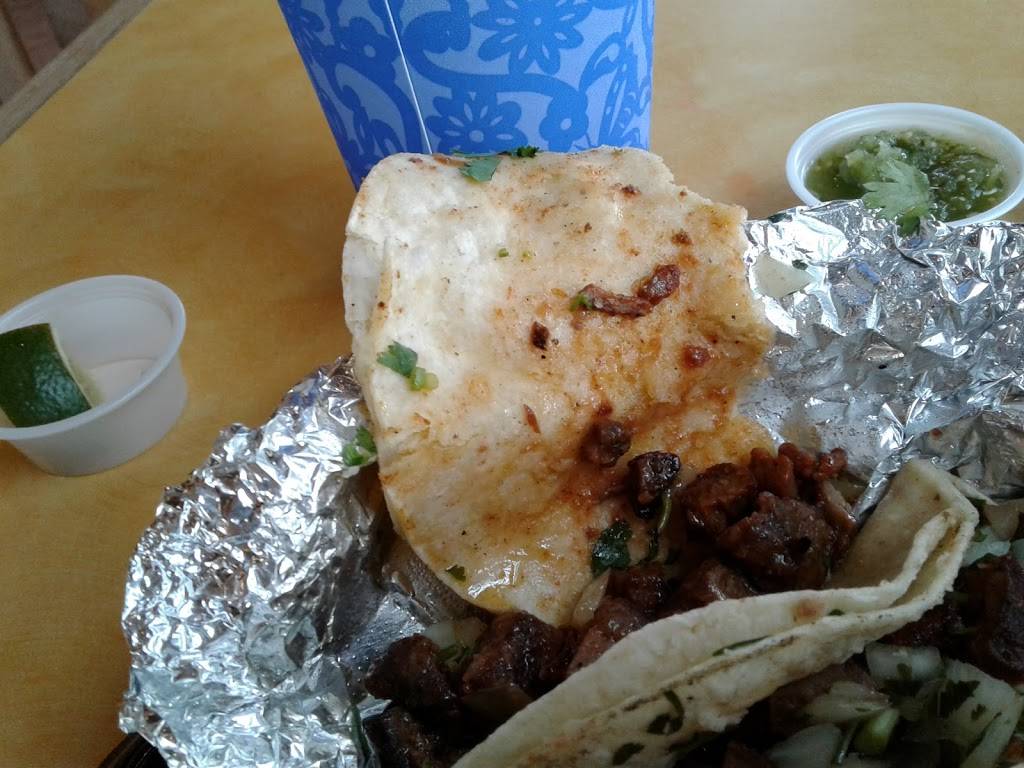 Taco Cabana | restaurant | 525 Surf St, Lewisville, TX 75067, USA | 9723535575 OR +1 972-353-5575