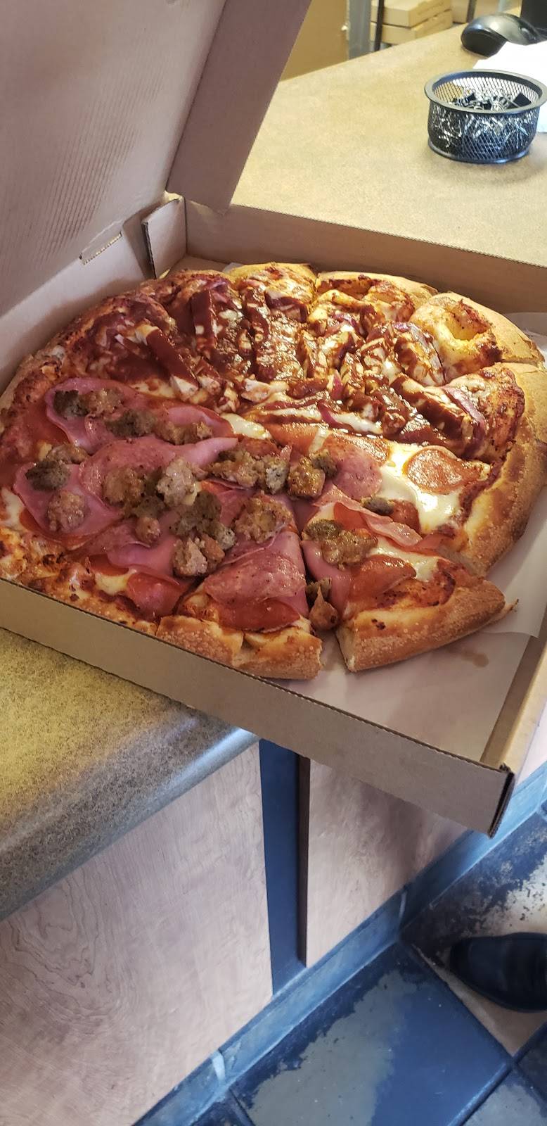 Stuft Pizza | restaurant | 11104 Whittier Blvd, Whittier, CA 90606, USA | 5626991045 OR +1 562-699-1045