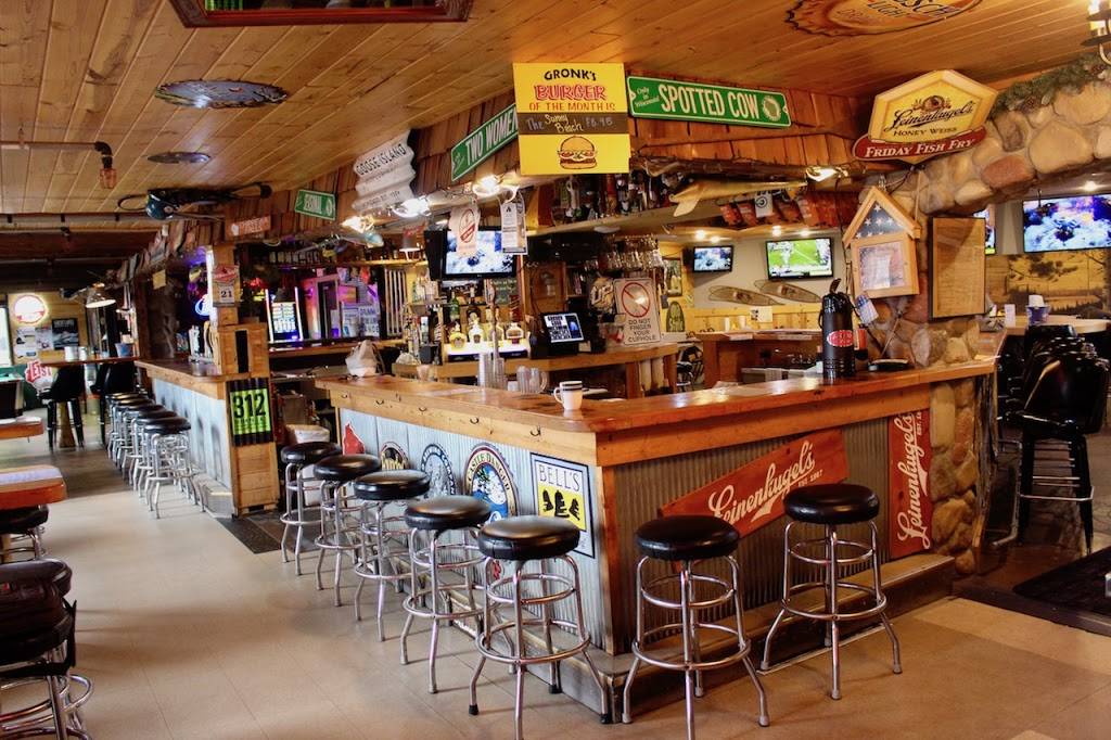 Gronks Grill & Bar | restaurant | 4909 E 2nd St, Superior, WI 54880, USA | 7153980333 OR +1 715-398-0333