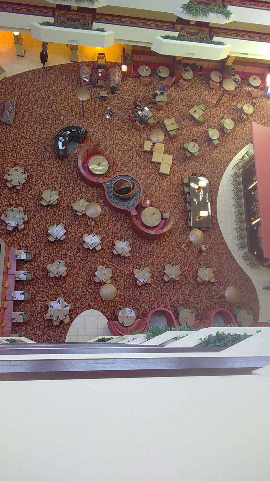 Falling Water Cafe | restaurant | 1313 John Q Hammons Dr, Middleton, WI 53562, USA | 6088312000 OR +1 608-831-2000