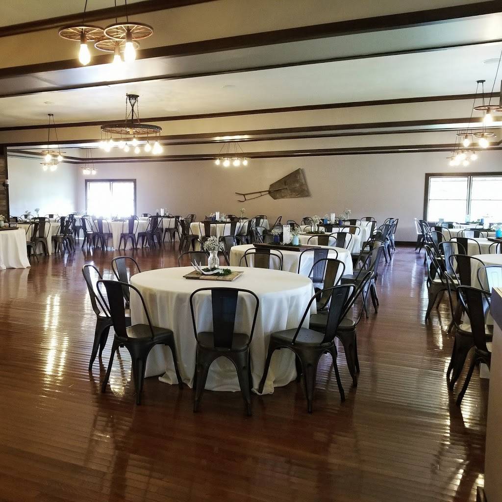 Reclaimed Food & Spirits | restaurant | 125 N Co Rd 425E, Arcola, IL 61910, USA | 2179549330 OR +1 217-954-9330