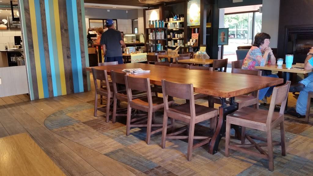 Coffee & Bagels | cafe | 10802 N Dale Mabry Hwy, Tampa, FL 33618, USA | 8139688868 OR +1 813-968-8868