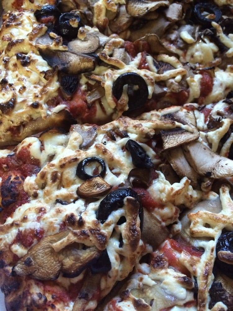 Magoos Pizza | meal takeaway | 2360 S Bascom Ave C, Campbell, CA 95008, USA | 4083776737 OR +1 408-377-6737