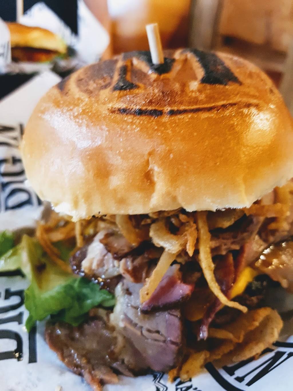 Montanas | restaurant | 740 Ottawa St S, Kitchener, ON N2E 3H5, Canada | 5195790524 OR +1 519-579-0524