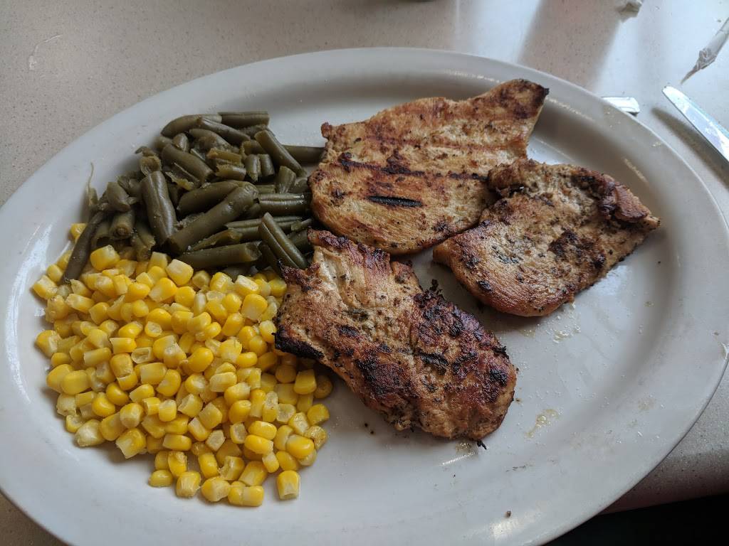 Leos Coney | restaurant | 22373 Eureka Rd, Taylor, MI 48180, USA | 7347207307 OR +1 734-720-7307