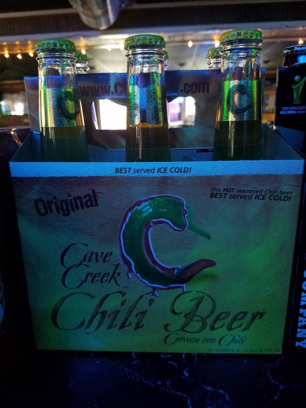 Riff Raffs | restaurant | 2409 English Ave, Indianapolis, IN 46203, USA | 3174232383 OR +1 317-423-2383