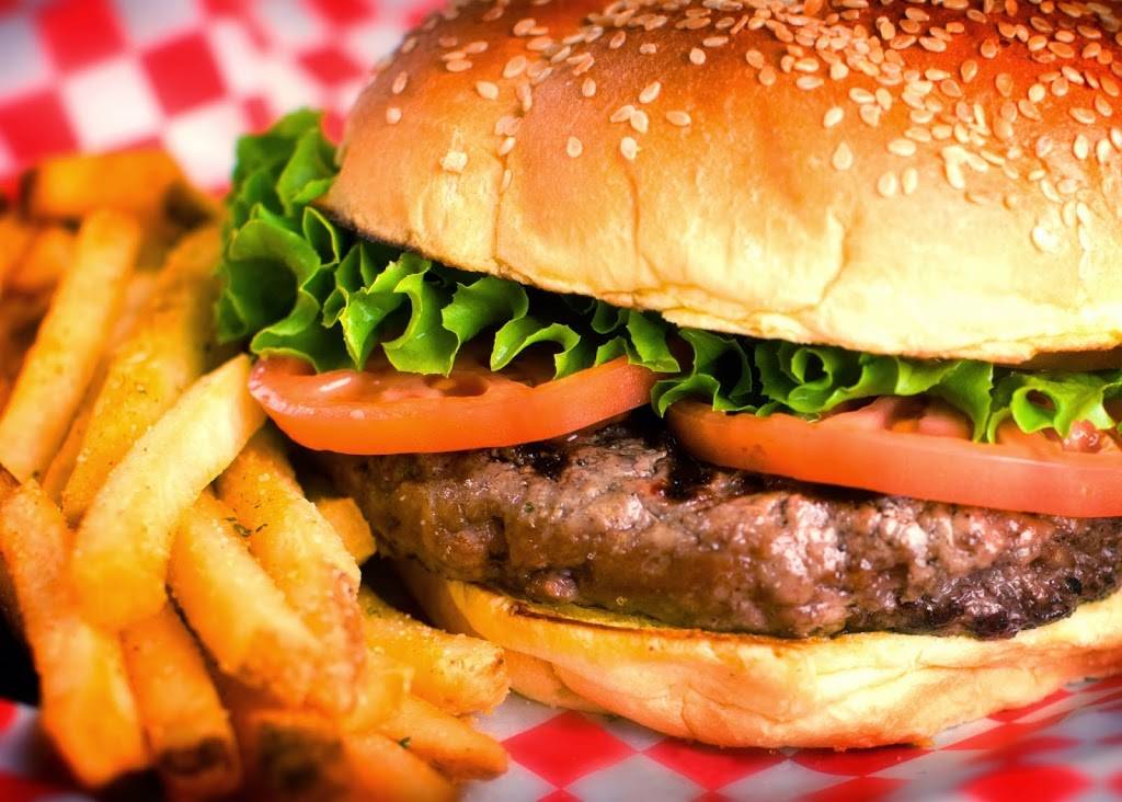 Calhouns in Turkey Creek | restaurant | 625 Turkey Cove Ln, Knoxville, TN 37934, USA | 8652881600 OR +1 865-288-1600