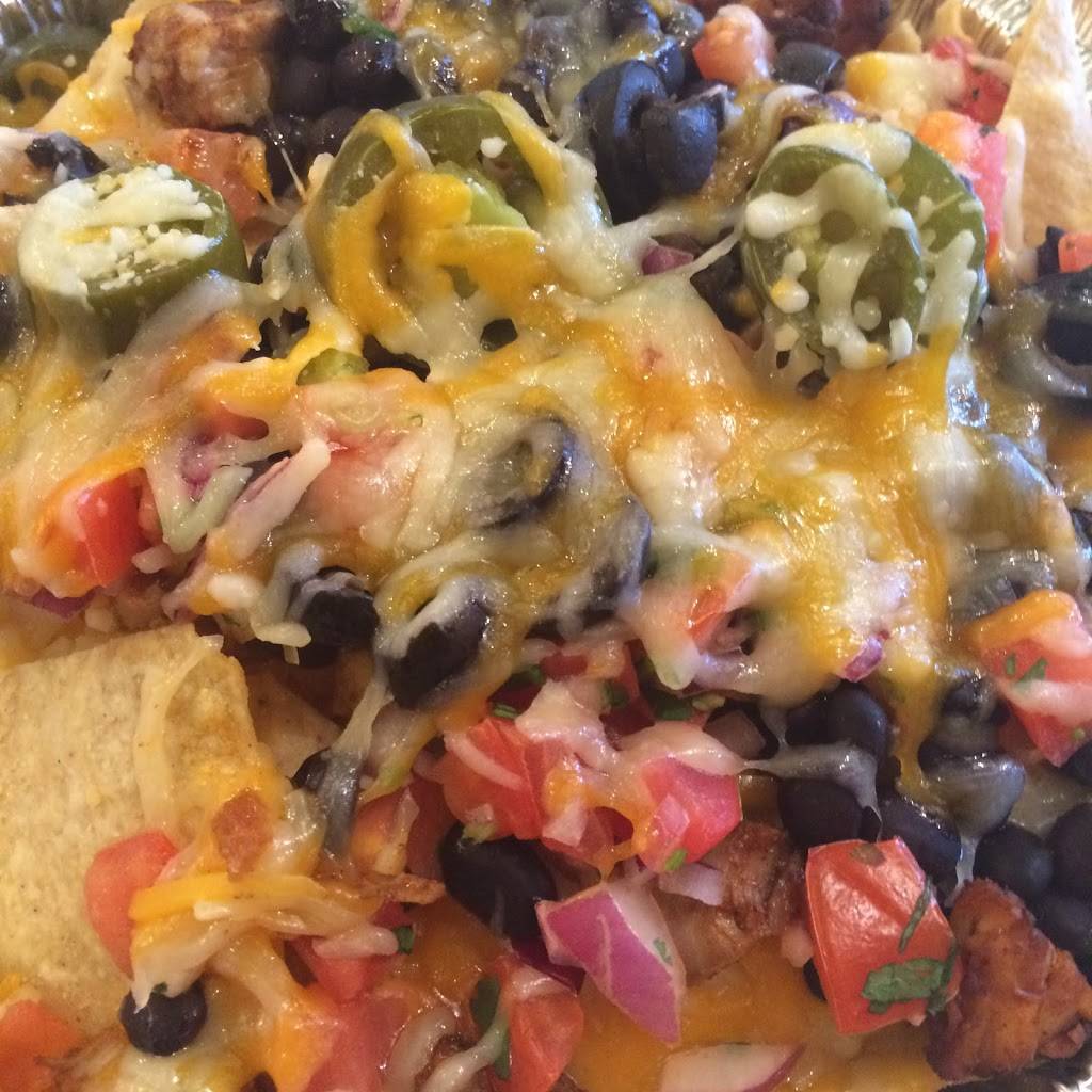 Tomatillo Taco Joint | restaurant | 320 Elm St, New Haven, CT 06511, USA | 2037826000 OR +1 203-782-6000