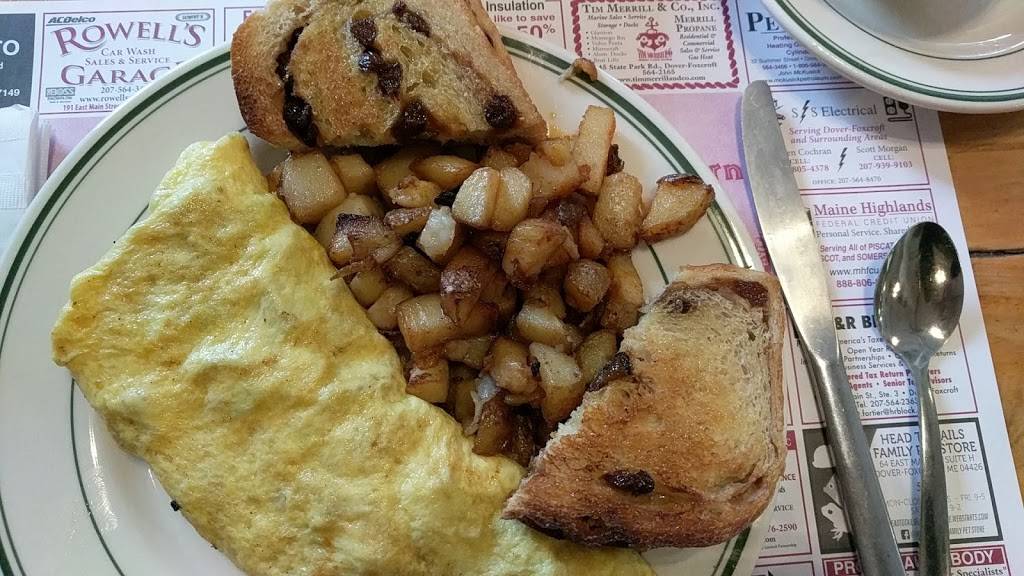 Bears Den Restaurant & Tavern | restaurant | 73 North St, Dover-Foxcroft, ME 04426, USA | 2075648733 OR +1 207-564-8733