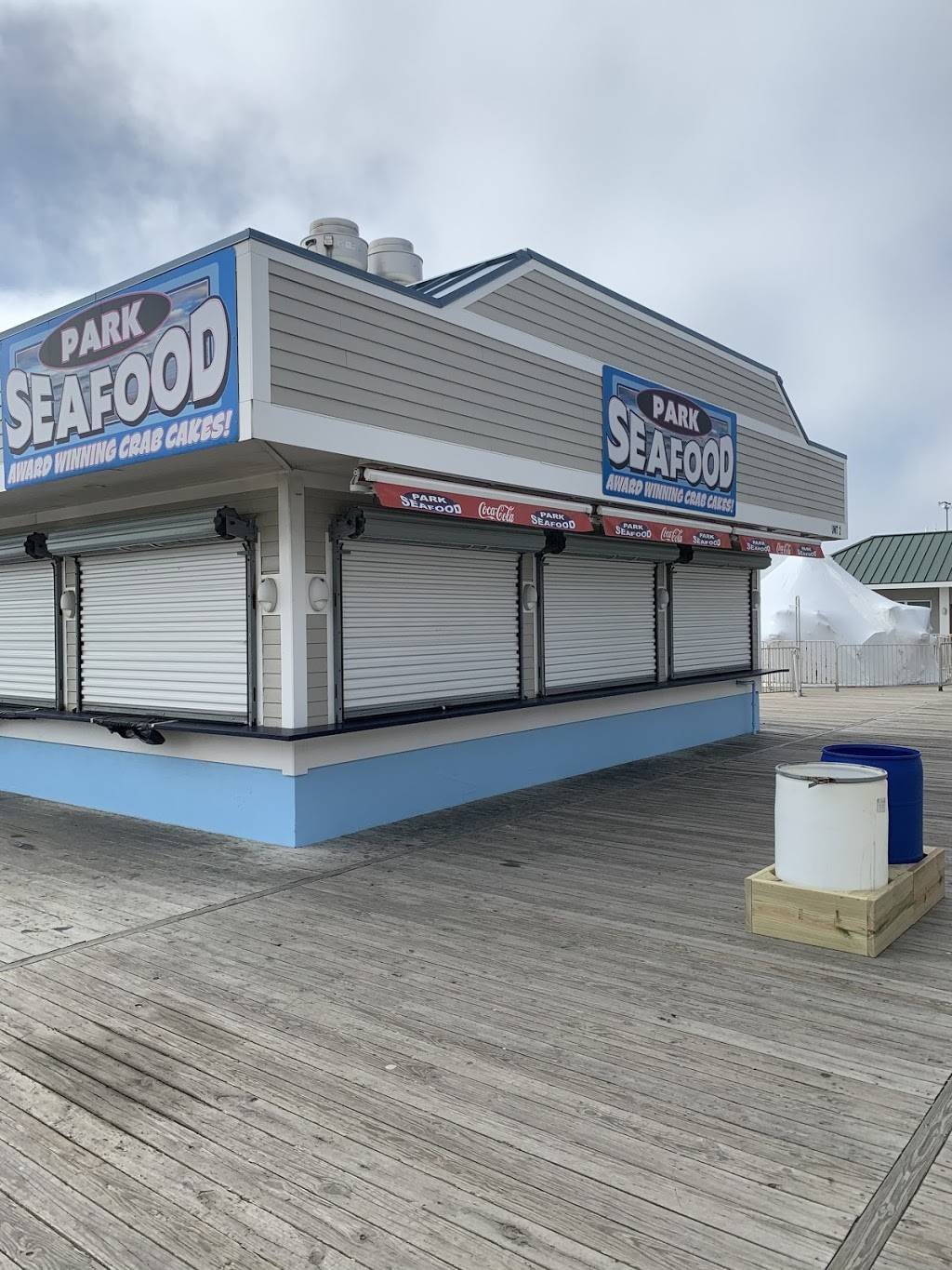 Park Seafood Clam Bar | restaurant | 1808 Boardwalk, Seaside Park, NJ 08752, USA | 7322506635 OR +1 732-250-6635