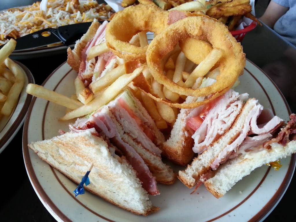 Toms Burgers | cafe | 2893 W Lake Mead Blvd, North Las Vegas, NV 89032, USA | 7026458667 OR +1 702-645-8667