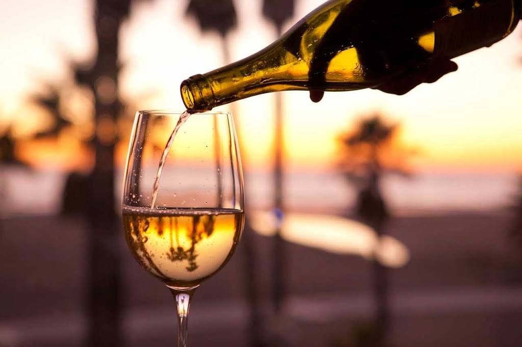 Catch | restaurant | 1910 Ocean Way, Santa Monica, CA 90405, USA | 3105815533 OR +1 310-581-5533