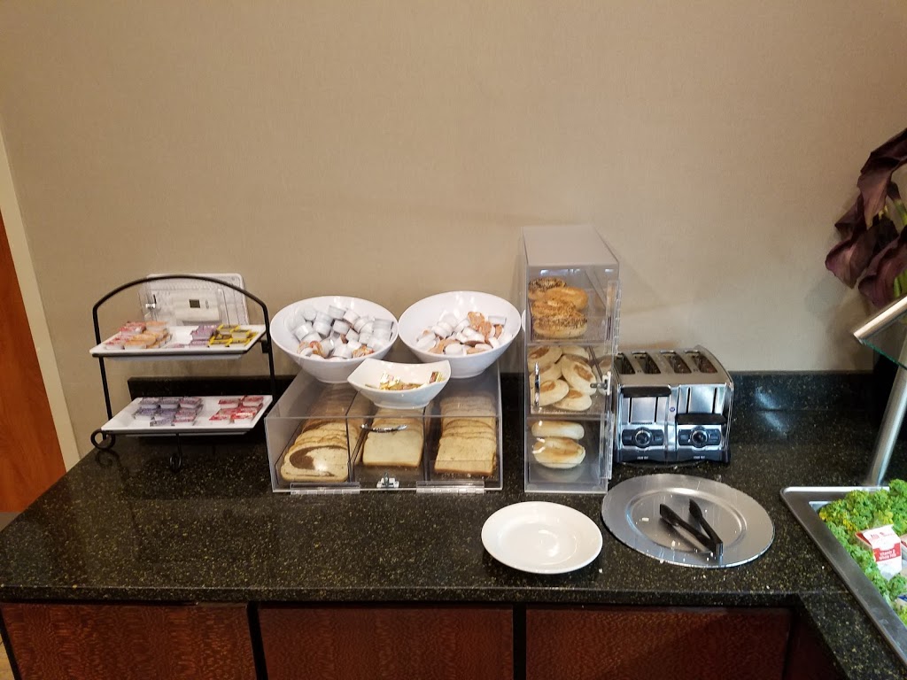 Bistro 27 at Holiday Inn | restaurant | 2725 Graves Rd, Tallahassee, FL 32303, USA | 8503861027 OR +1 850-386-1027