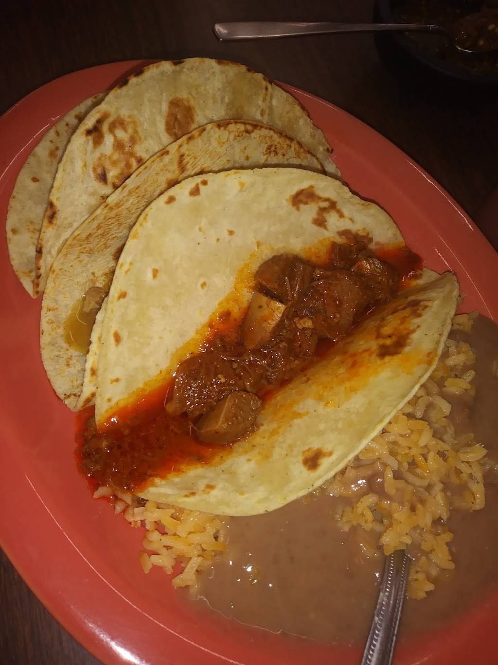 Tacos El Viajero | restaurant | 9516 Webb Chapel Rd, Dallas, TX 75220, USA | 2146471085 OR +1 214-647-1085