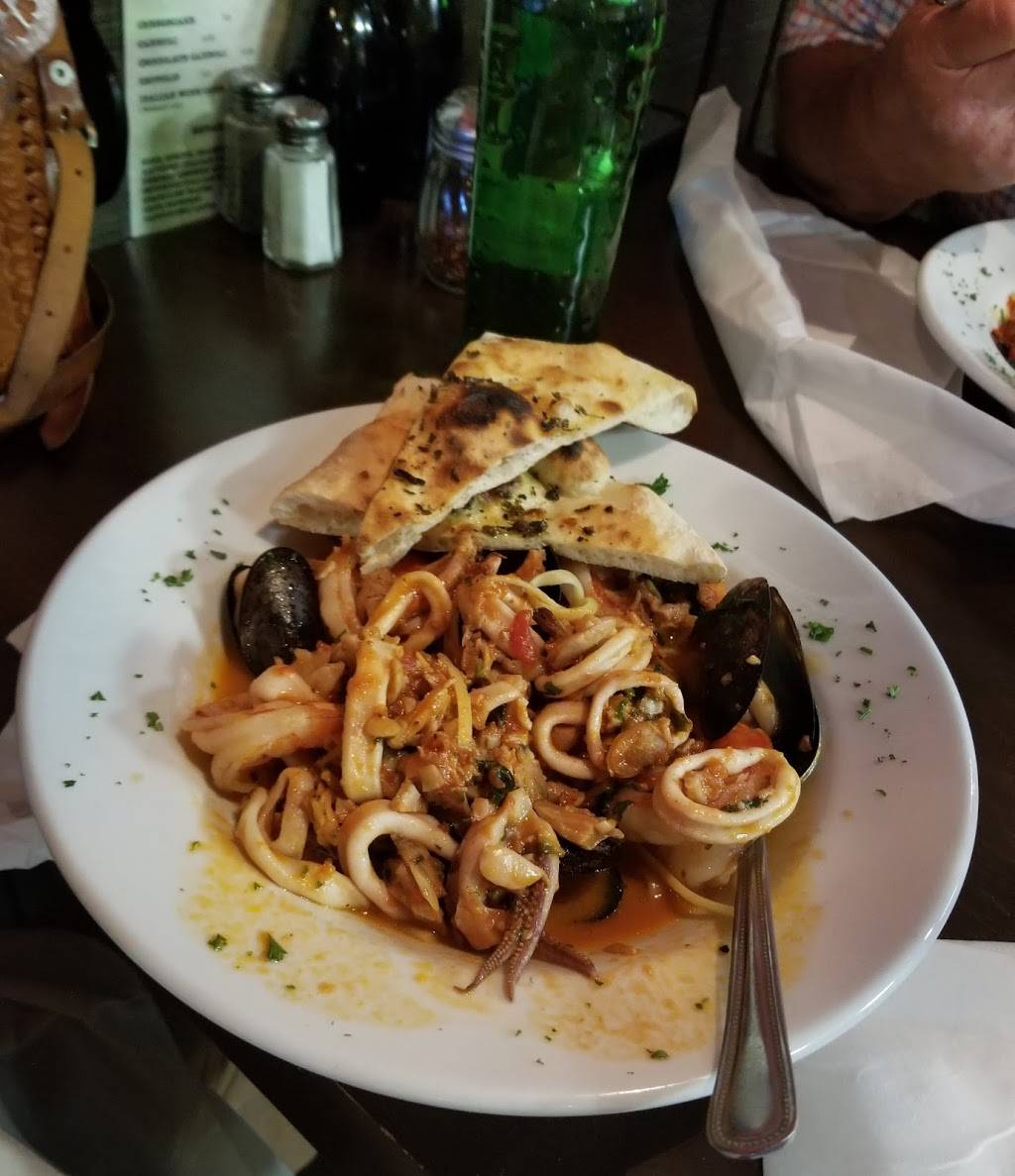 La Piazza Al Forno | restaurant | 5803 W Glendale Ave, Glendale, AZ 85301, USA | 6238473301 OR +1 623-847-3301