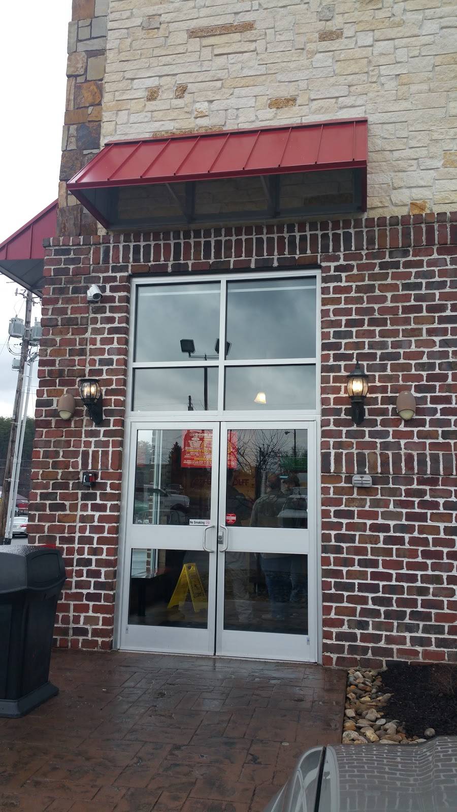 Cook Out | restaurant | 1600 E Stone Dr, Kingsport, TN 37660, USA | 4237651668 OR +1 423-765-1668