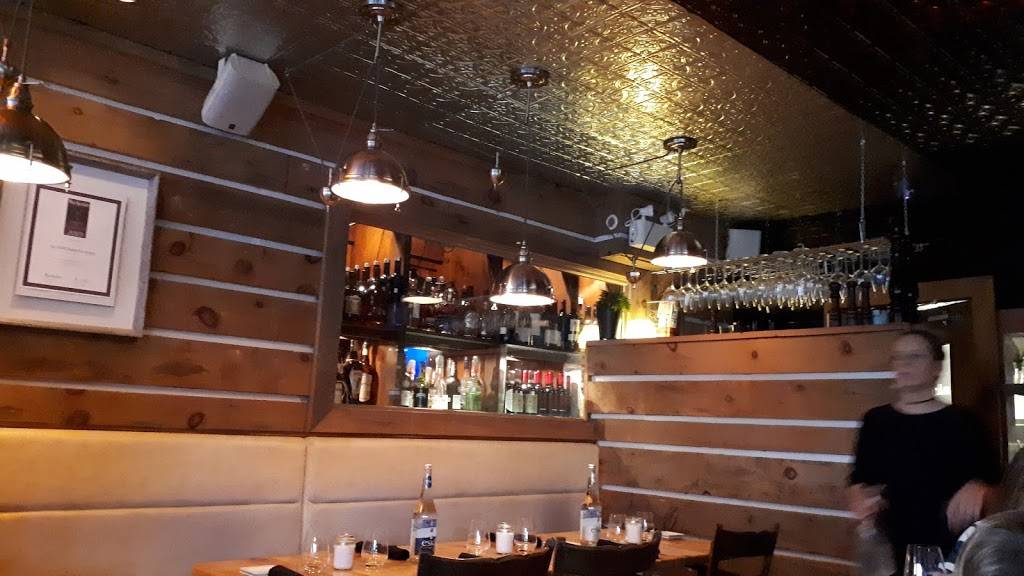 Le Grill Saint-Georges | restaurant | 890 Rue de Saint Jovite, Mont-Tremblant, QC J8E 3J8, Canada | 8555347455 OR +1 855-534-7455