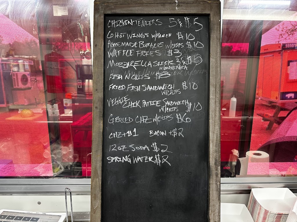 CAZQ Texas BBQ & More | restaurant | 410 W 7th St, Taylor, TX 76574, USA | 5129001645 OR +1 512-900-1645