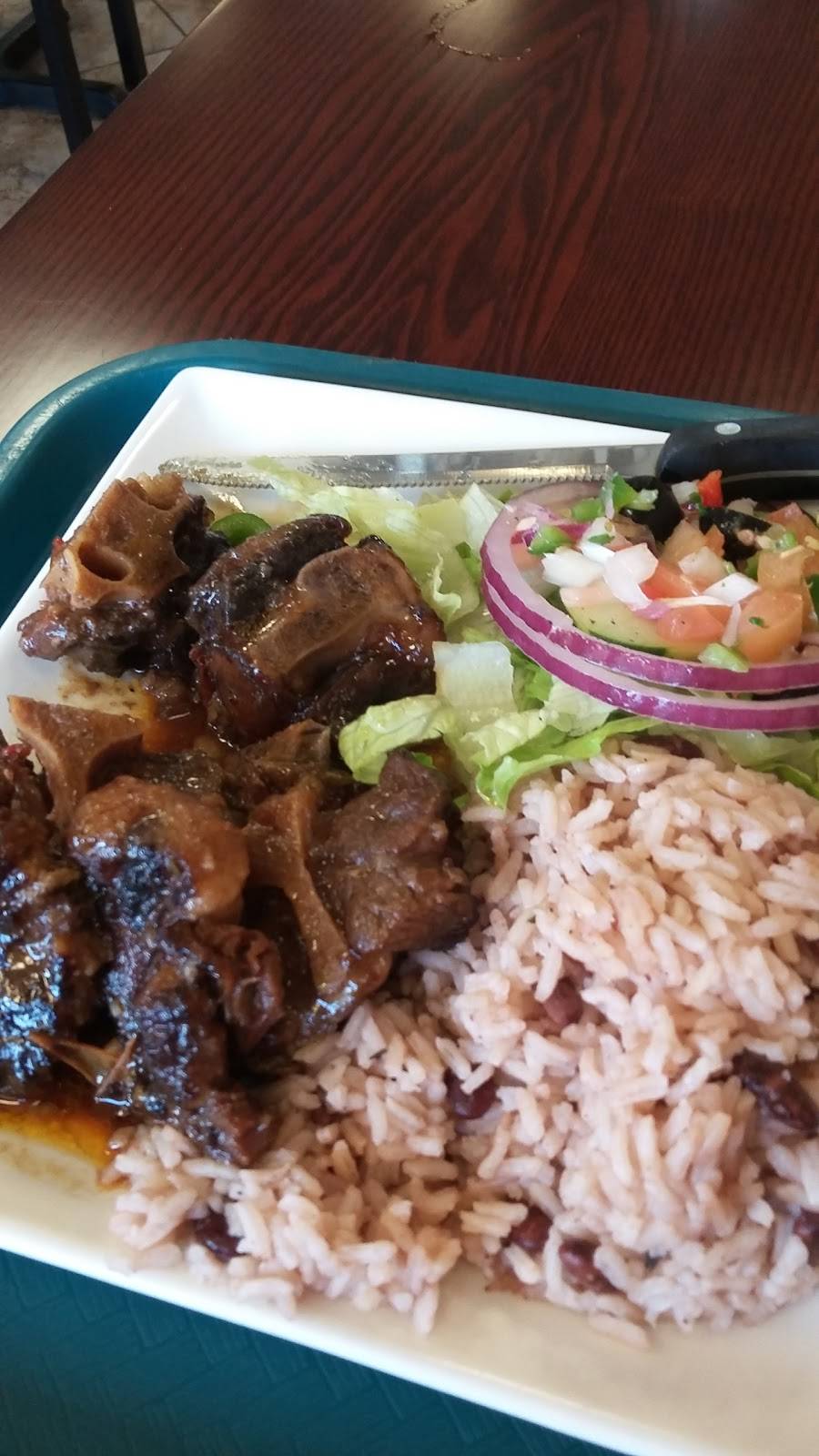 El Armadillo | restaurant | 721 Fulton Ave, Hempstead, NY 11550, USA | 5163851995 OR +1 516-385-1995