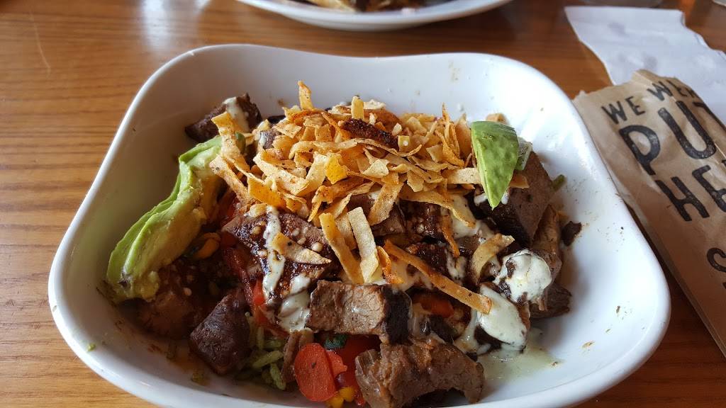 Chilis Grill & Bar | meal takeaway | 6949 S Semoran Blvd, Orlando, FL 32822, USA | 4078593234 OR +1 407-859-3234