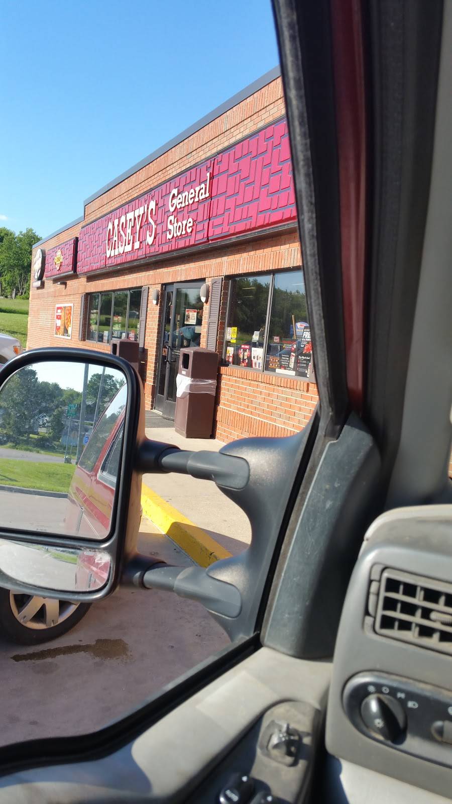 Caseys | meal takeaway | 111 S East St, Dakota, IL 61018, USA | 8154499239 OR +1 815-449-9239