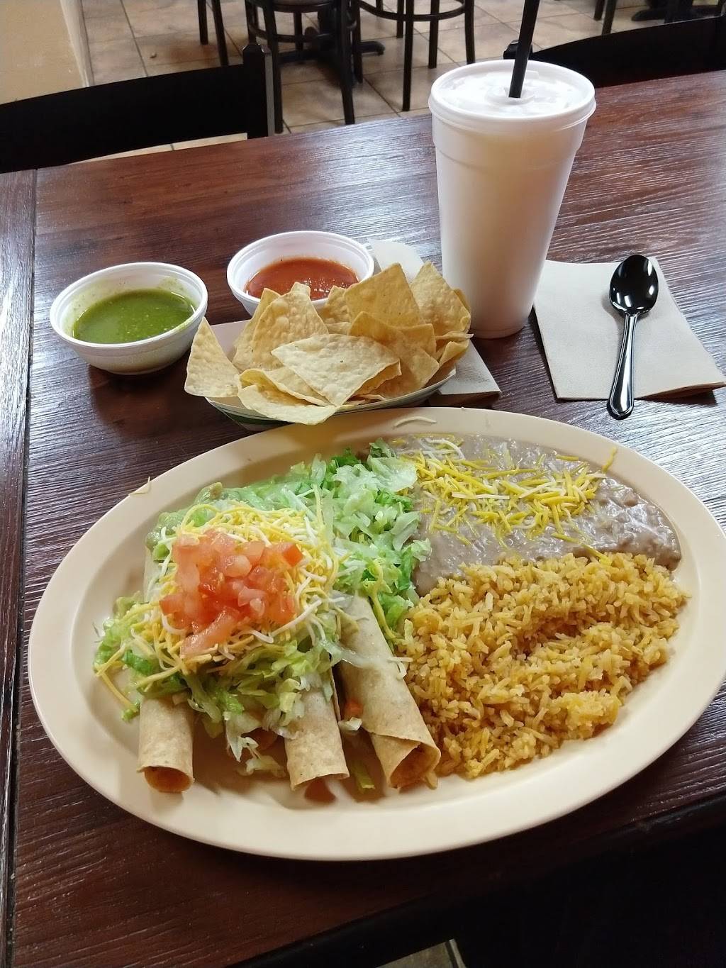 Juanitos Tacos | restaurant | 7750 Palm Ave suite i, Highland, CA 92346, USA | 9098624342 OR +1 909-862-4342
