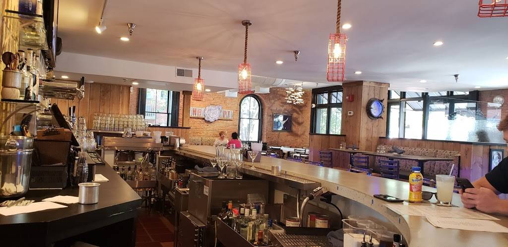 Sea Level Oyster Bar | restaurant | 1 Market Square, Newburyport, MA 01950, USA | 9784628862 OR +1 978-462-8862