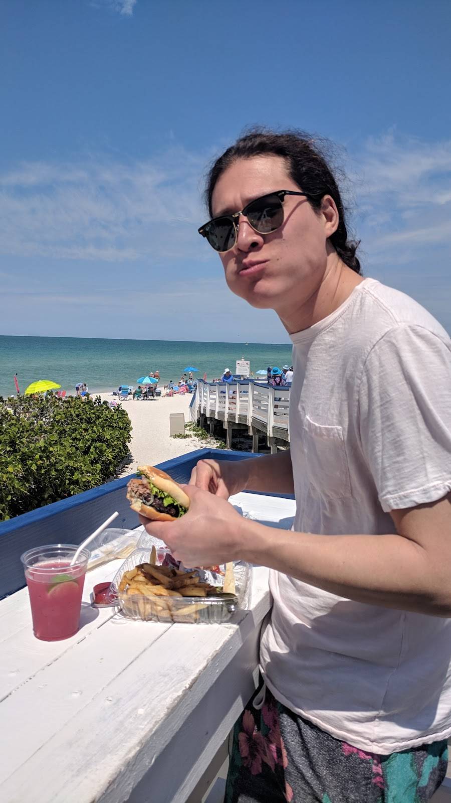 Rhodes End | restaurant | Clam Pass Beach Path, Naples, FL 34108, USA | 2392272182 OR +1 239-227-2182