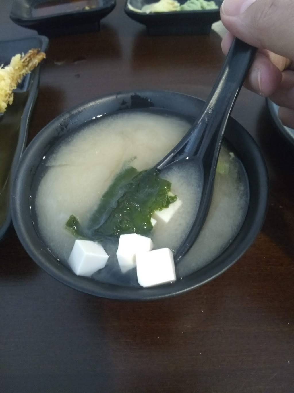 Yummy Asian Fusion | restaurant | 6814 4th Ave, Brooklyn, NY 11220, USA | 7188333068 OR +1 718-833-3068