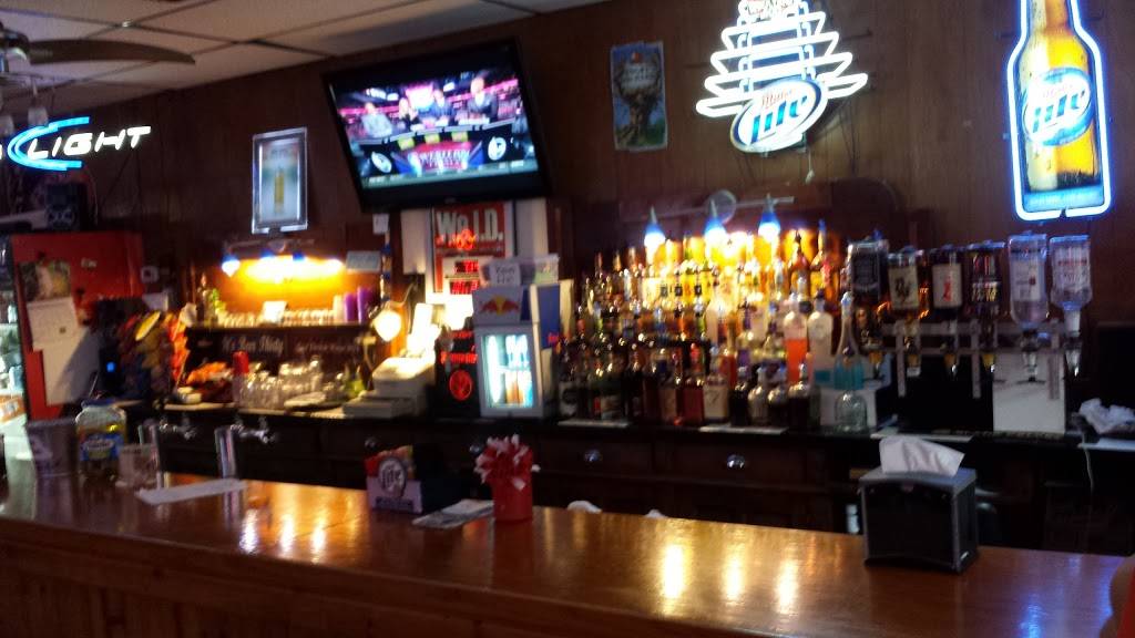TJs Bar & Grill | restaurant | 123 E Traer St, Greene, IA 50636, USA | 6418164214 OR +1 641-816-4214