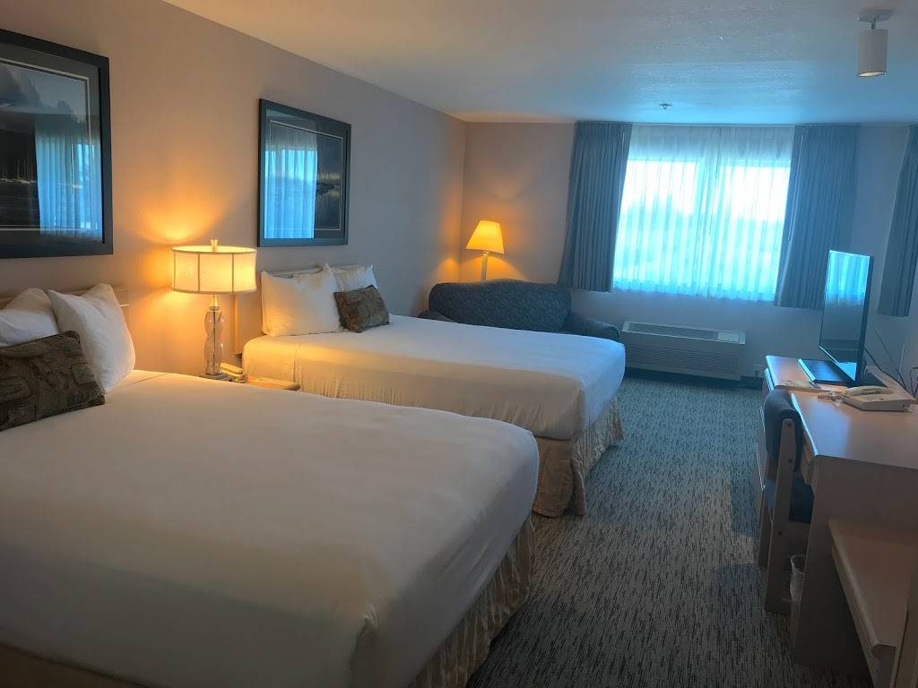 Shilo Inns Warrenton | night club | 1609 E Harbor Dr, Warrenton, OR 97146, USA | 5038612181 OR +1 503-861-2181