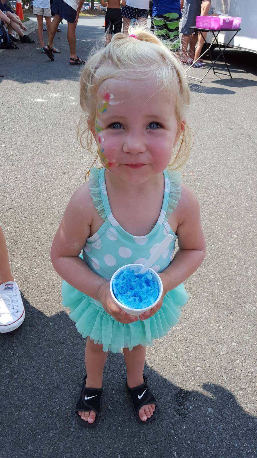 Pelicans SnoBalls | restaurant | 545 Crossroads Plaza, Fort Mill, SC 29708, USA | 8034877646 OR +1 803-487-7646