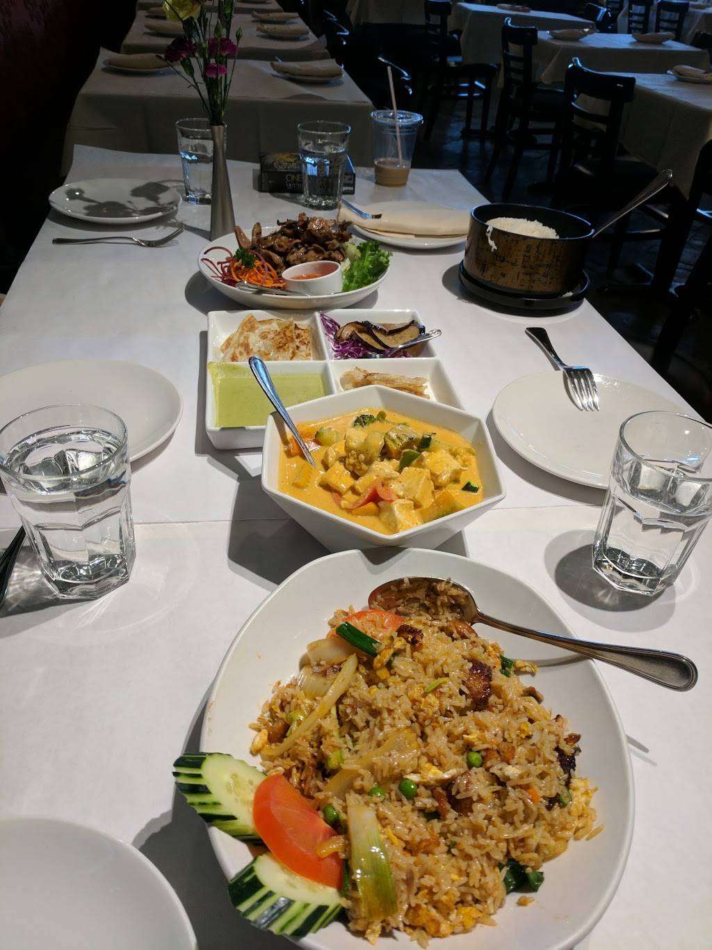 Shana Thai | restaurant | 311 Moffett Blvd, Mountain View, CA 94043, USA | 6509409990 OR +1 650-940-9990