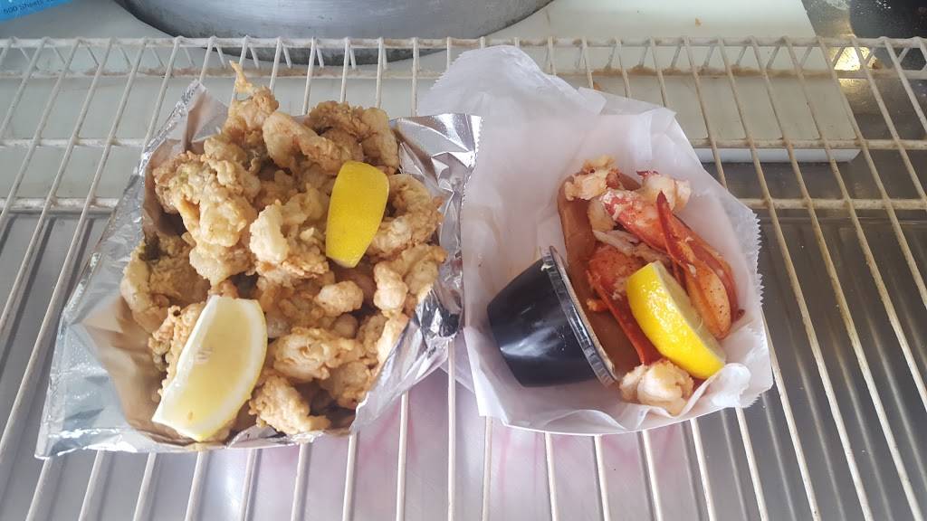 Westfair Fish & Chips | restaurant | 1781 Post Rd E, Westport, CT 06880, USA | 2032553184 OR +1 203-255-3184