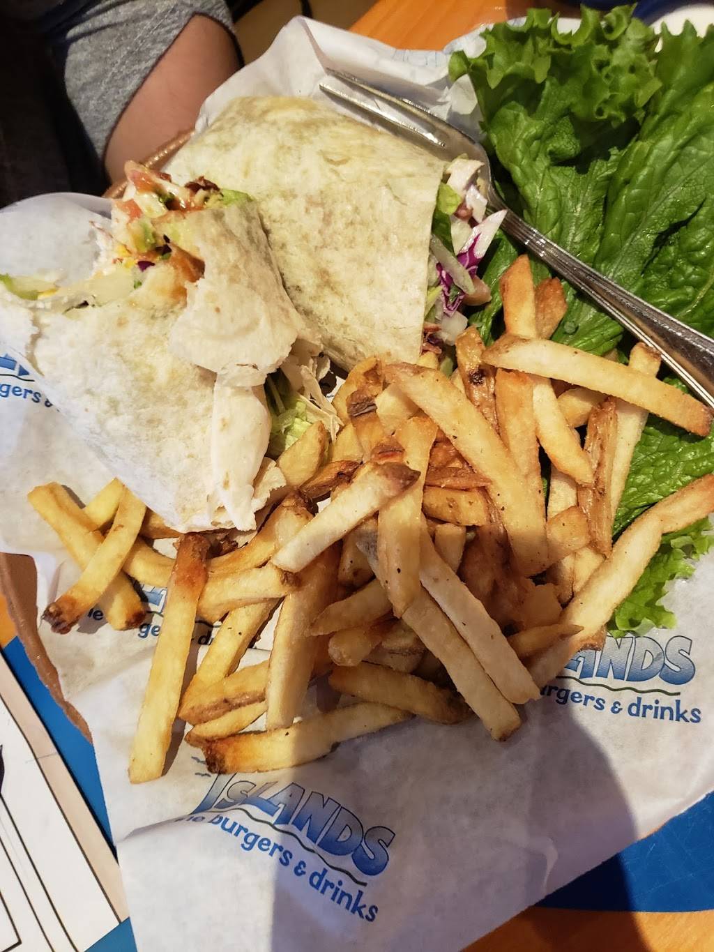 Islands Restaurant Long Beach Towne Center - Temporarily Closed | restaurant | 7531 Carson Blvd #B-2, Long Beach, CA 90808, USA | 5624216798 OR +1 562-421-6798