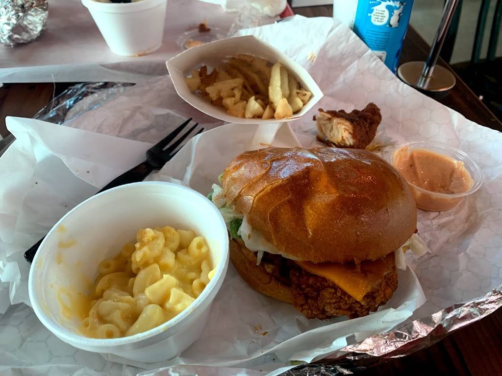 Rule the Roost Nashville Hot Chicken | restaurant | 6635 Westworth Blvd Suite 101, Westworth Village, TX 76114, USA | 8173490325 OR +1 817-349-0325