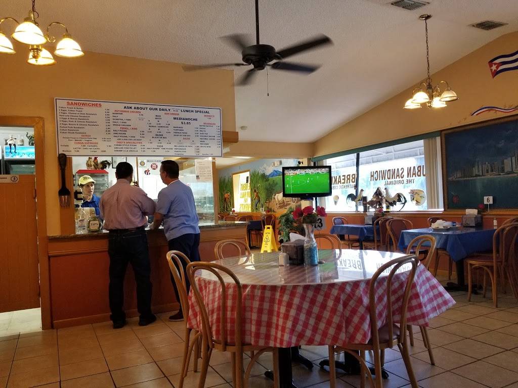 Mi Casita BBQ | restaurant | 321 S John Young Pkwy, Kissimmee, FL 34741, USA | 4079443360 OR +1 407-944-3360