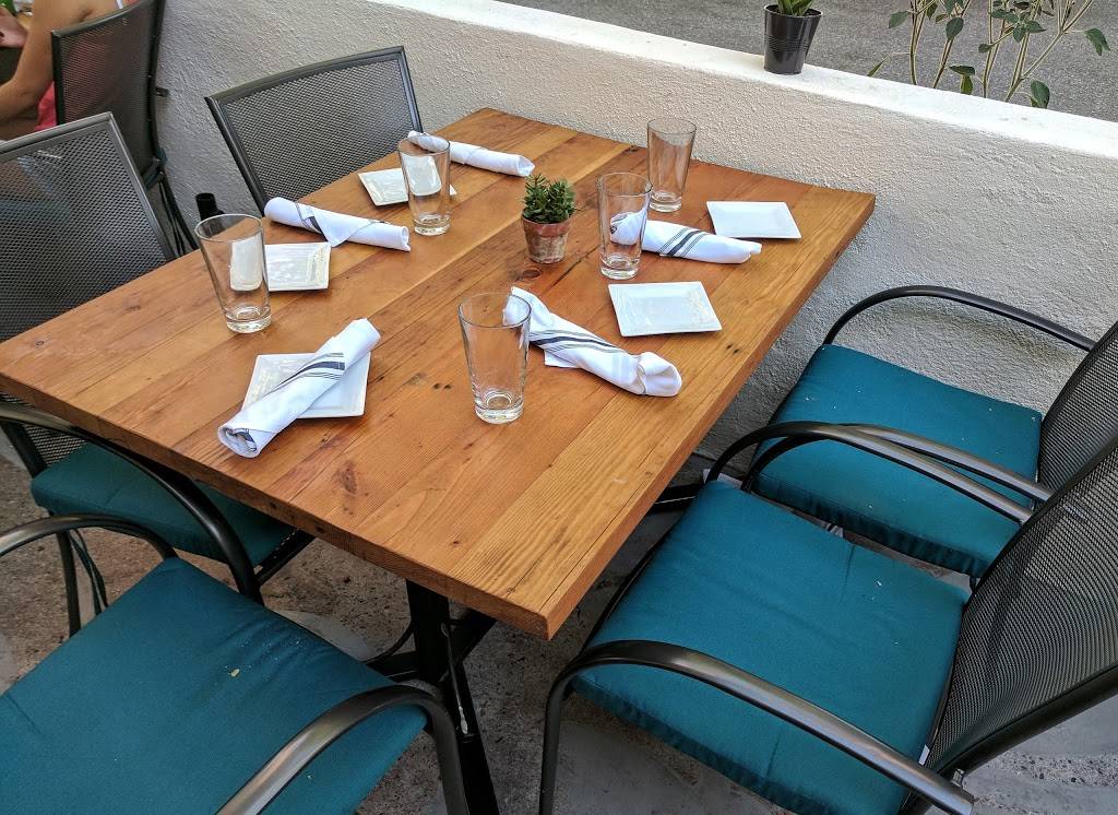 LUNA Mexican Kitchen | restaurant | 1495 The Alameda, San Jose, CA 95126, USA | 4083202654 OR +1 408-320-2654