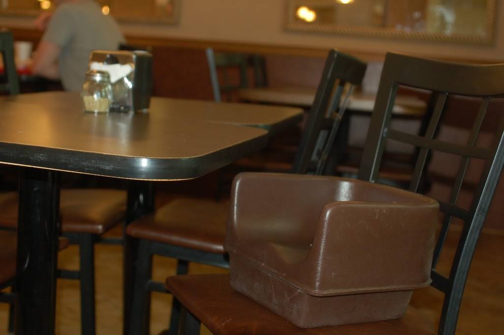 Main Pizza Chalavi | cafe | 2931 W Touhy Ave, Chicago, IL 60645, USA | 7733389640 OR +1 773-338-9640