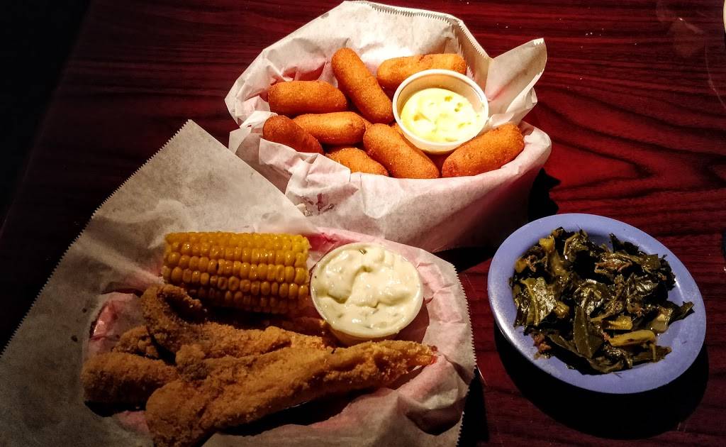 The Hush Puppy | restaurant | 7185 W Charleston Blvd, Las Vegas, NV 89117, USA | 7023635988 OR +1 702-363-5988