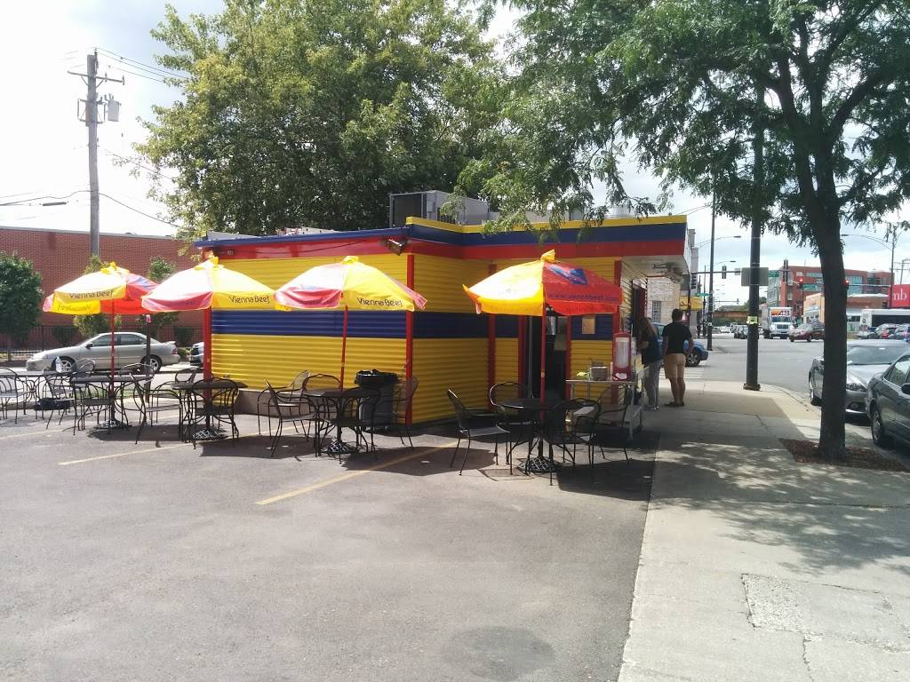 Vienna Hot Dog Stand | meal takeaway | 2345 W Armitage Ave, Chicago, IL 60647, USA | 7736665444 OR +1 773-666-5444