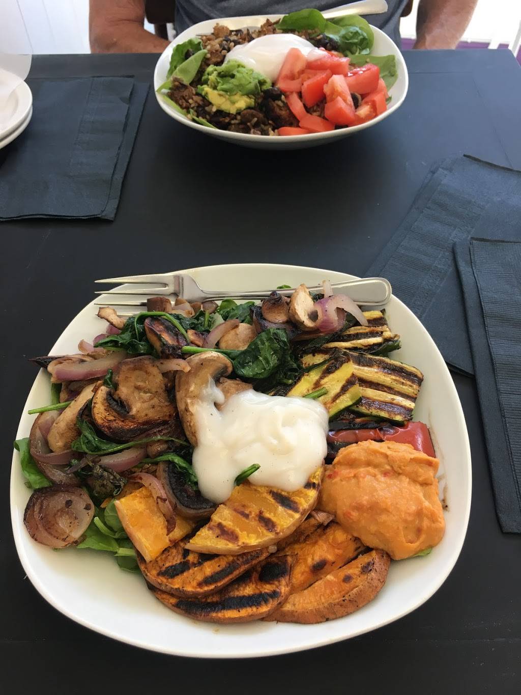 GRAZE CAFE | restaurant | 43 N Sykes St, Meaford, ON N4L 1X8, Canada | 5193772151 OR +1 519-377-2151