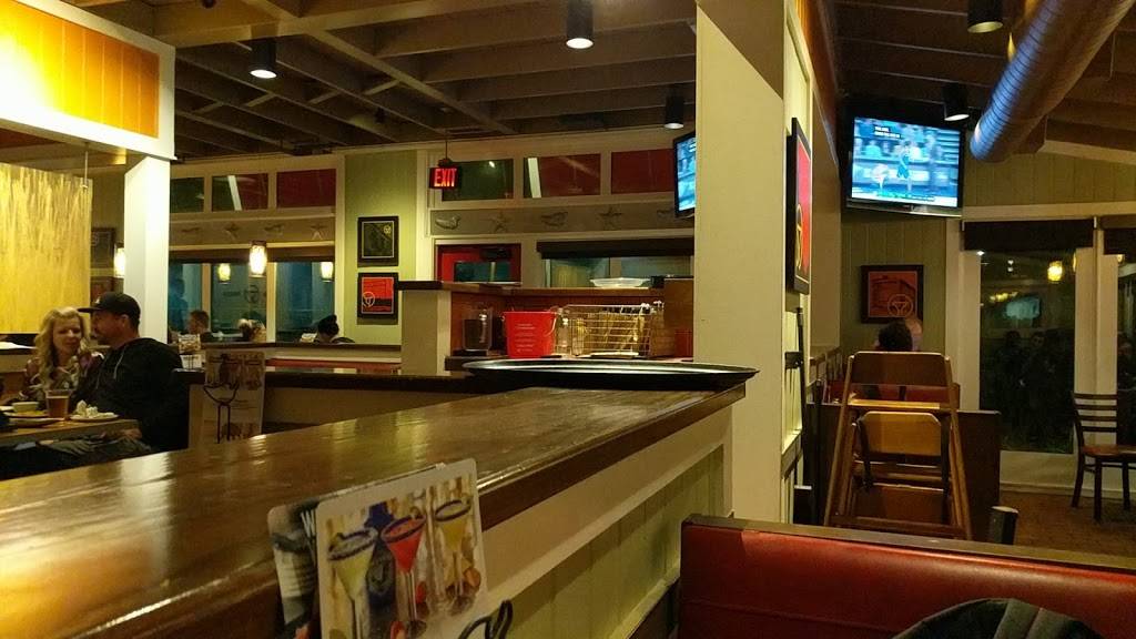 Chilis Grill & Bar | meal takeaway | 2560 W El Camino Real, Mountain View, CA 94040, USA | 6509412227 OR +1 650-941-2227