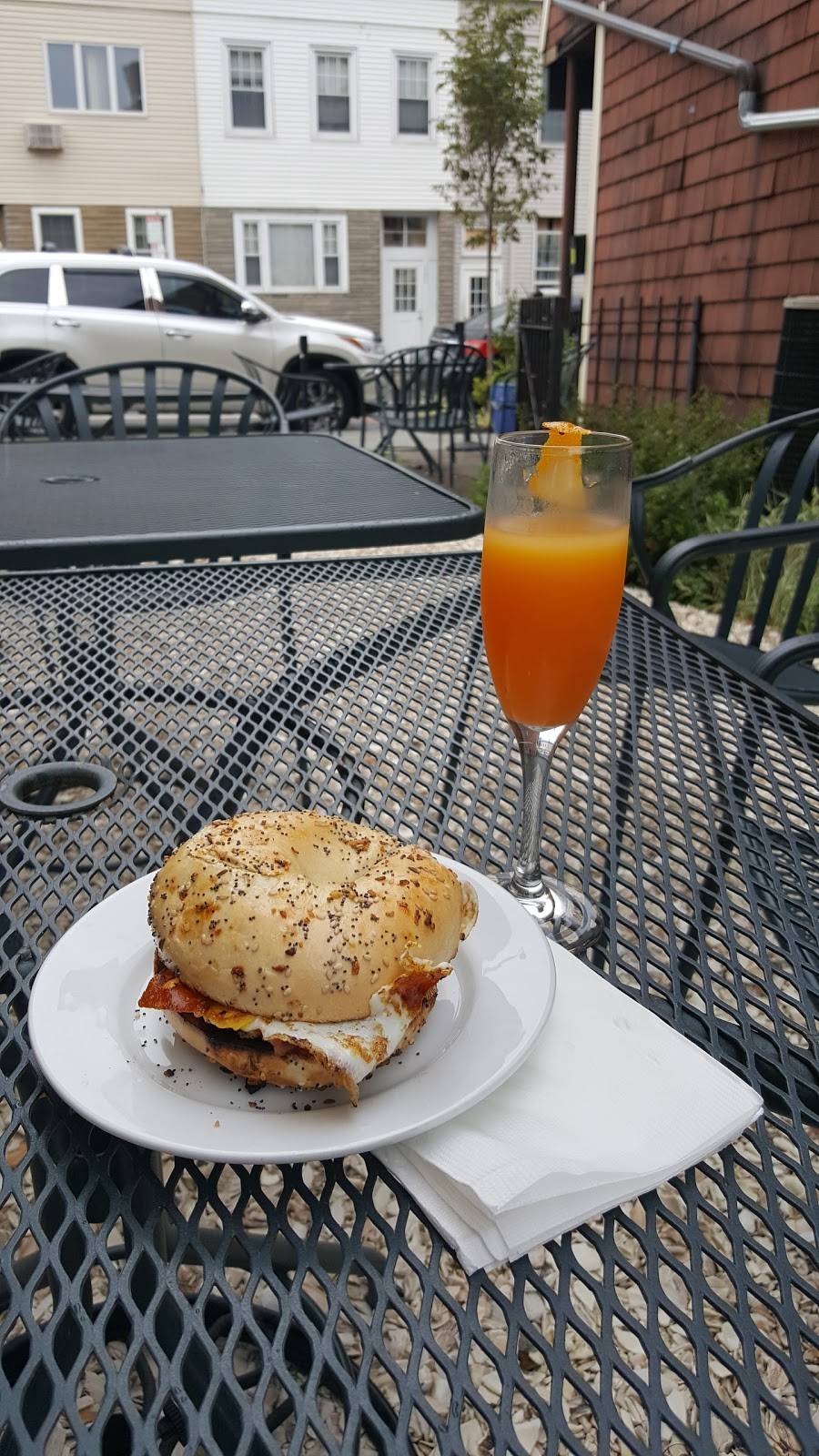 Maverick Marketplace Cafe | cafe | 154 Maverick St, Boston, MA 02128, USA | 6174556232 OR +1 617-455-6232