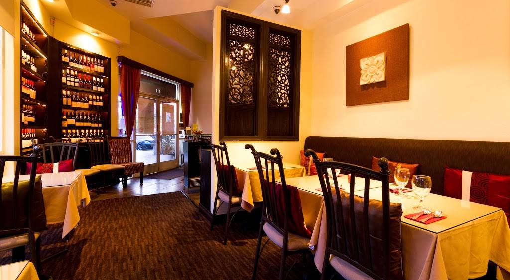 Star Anise Thai Cuisine | restaurant | 8935 Towne Centre Dr #115, San Diego, CA 92122, USA | 8585351668 OR +1 858-535-1668