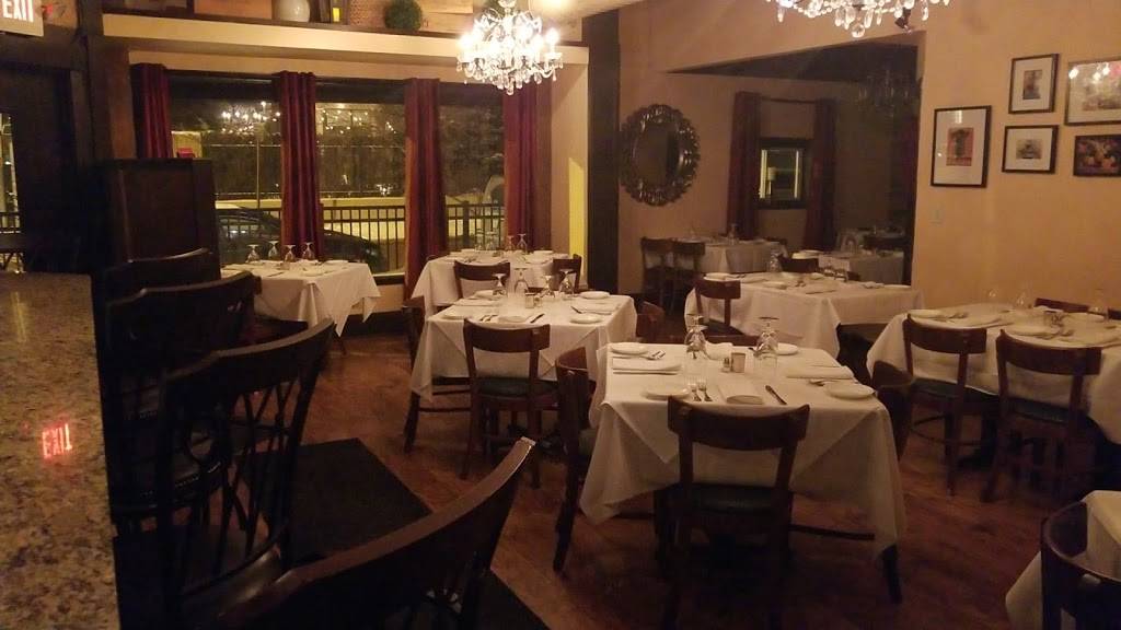 Nora | restaurant | 2181 Murray Hill Rd, Cleveland, OH 44106, USA | 2162315977 OR +1 216-231-5977