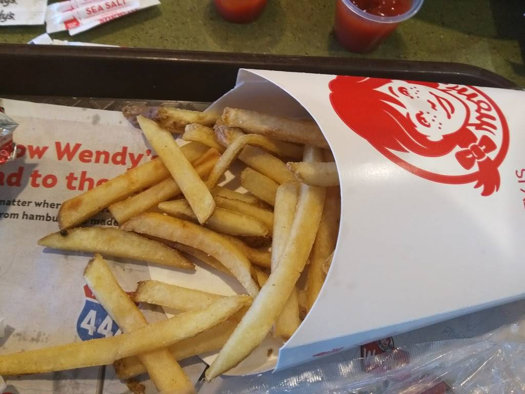 Wendys | restaurant | 1 Cloniger Dr, Thomasville, NC 27360, USA | 3364722262 OR +1 336-472-2262