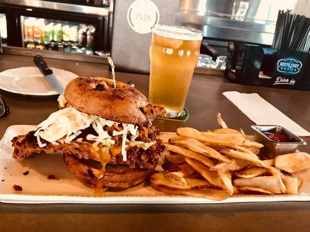 Union Grill and Tap | restaurant | 1686 N Higley Rd Suite #101, Gilbert, AZ 85234, USA | 4809355800 OR +1 480-935-5800